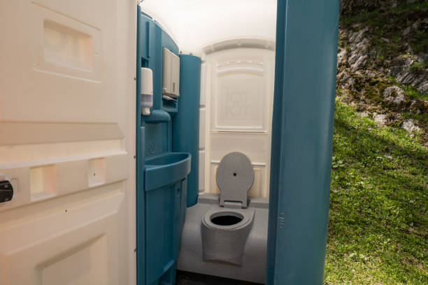 Best High-end porta potty rental  in Pineville, KY